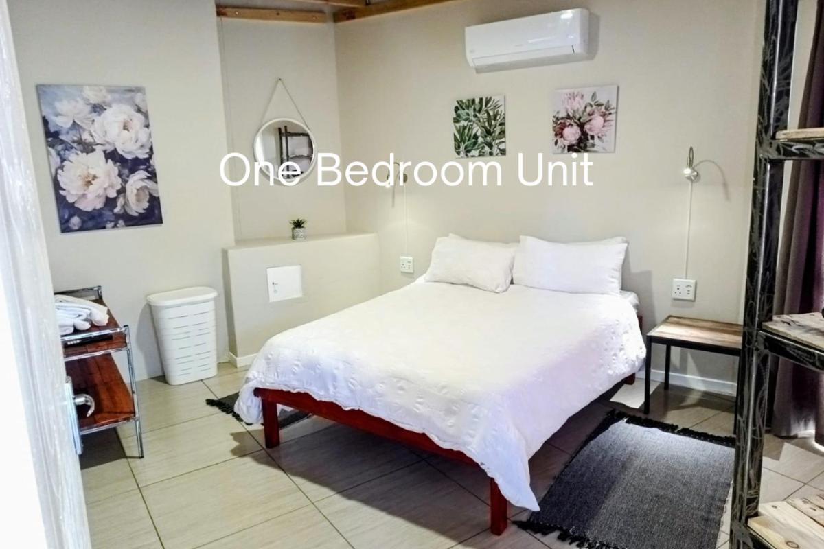 Bateleur Self Catering Cc Apartment Windhoek Exterior photo